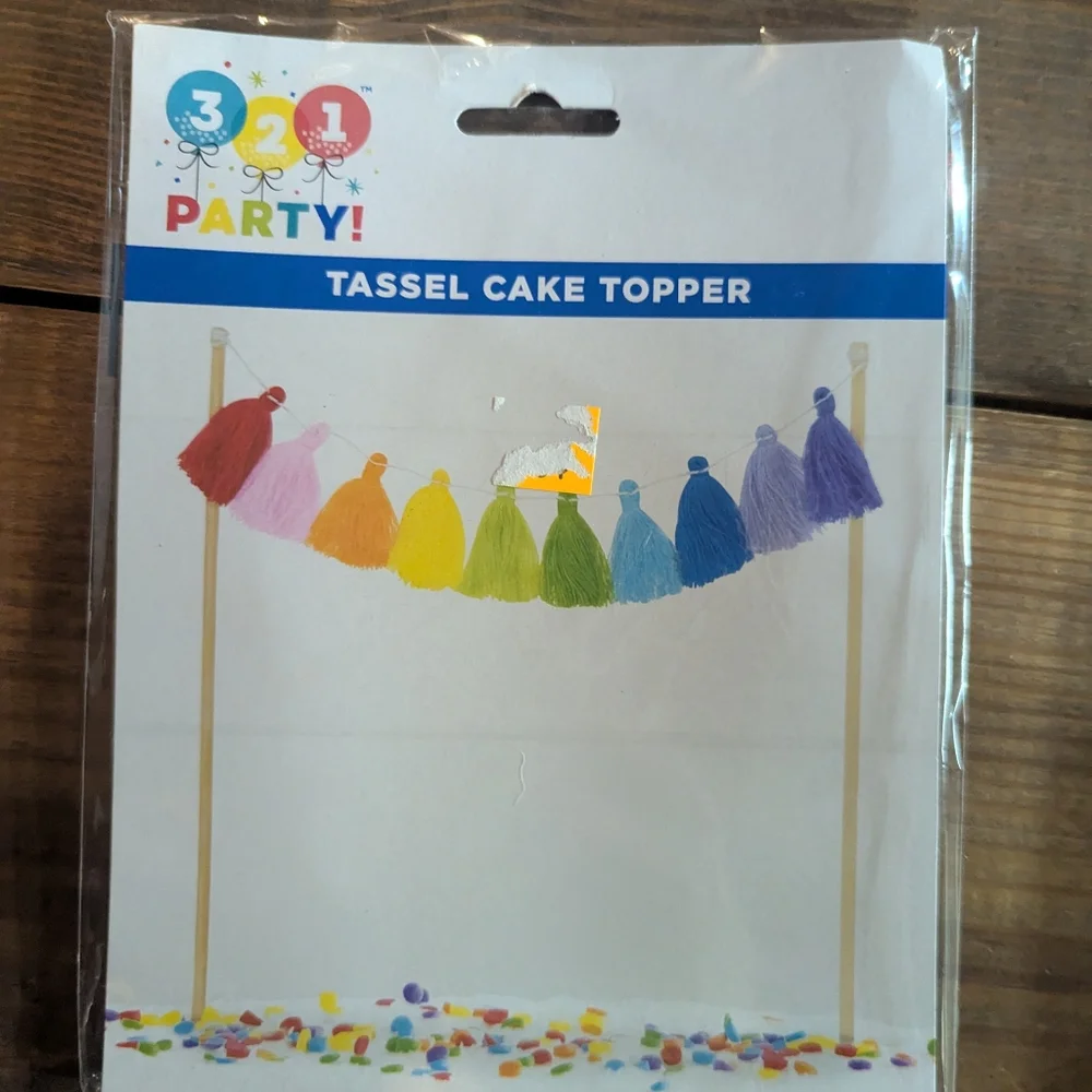 9 pc‎ party suppliesunicorn and rainbows1 tassel cake topper3 balloons helium